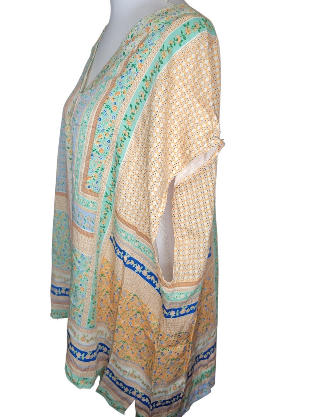 Rose + Olive Floral Print Vneck Short Sleeve Blouse - Picture 4 of 9